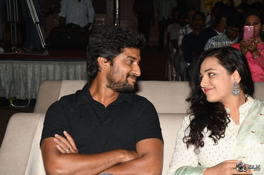 100-Days-of-Love-Movie-Audio-Launch